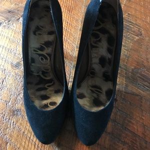 Black suede Sam Edelman heels